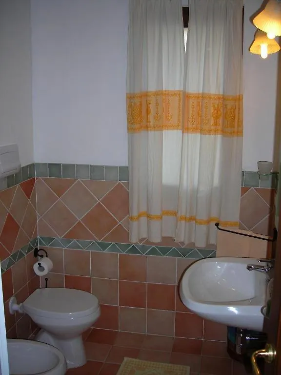 Bed & Breakfast Dessole Όλμπια