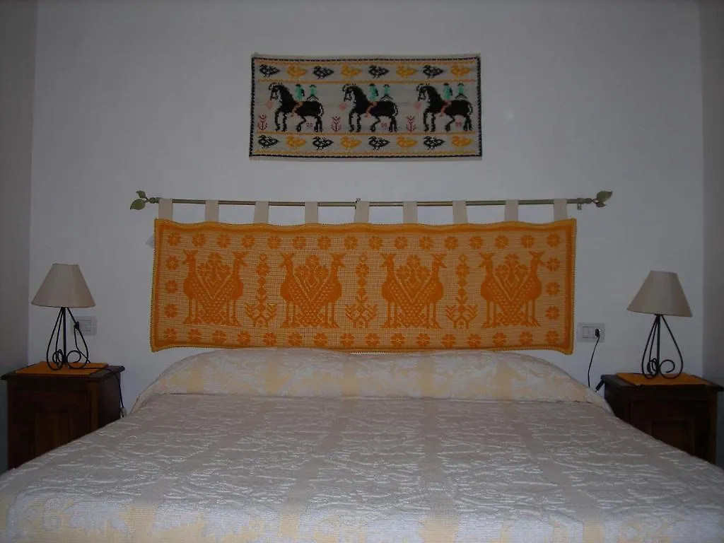 Bed & Breakfast Dessole Όλμπια